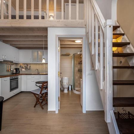 Over The Sea Apartments Đảo Sými Ngoại thất bức ảnh