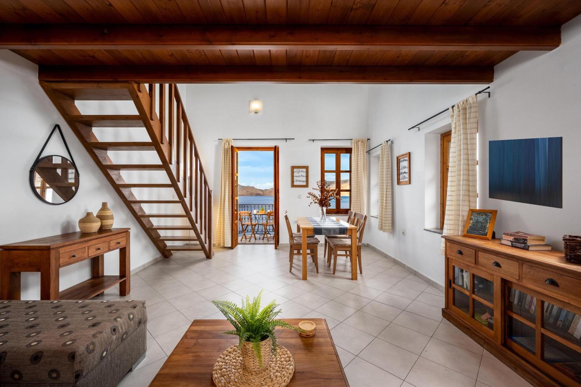Over The Sea Apartments Đảo Sými Ngoại thất bức ảnh