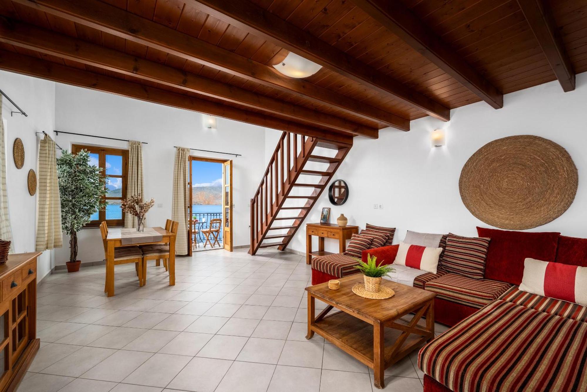 Over The Sea Apartments Đảo Sými Ngoại thất bức ảnh